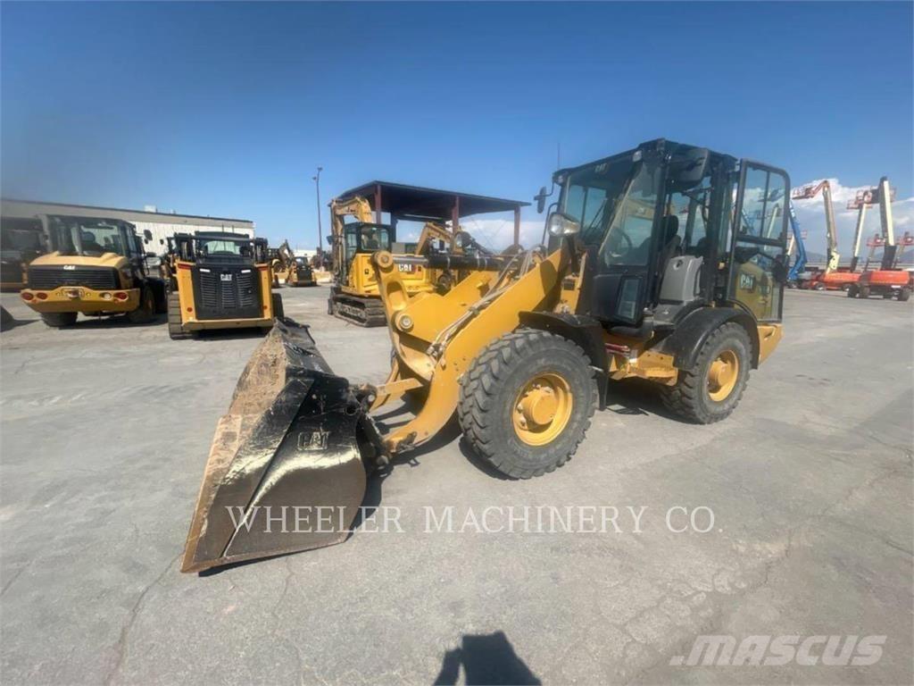 CAT 906M Pás carregadoras de rodas