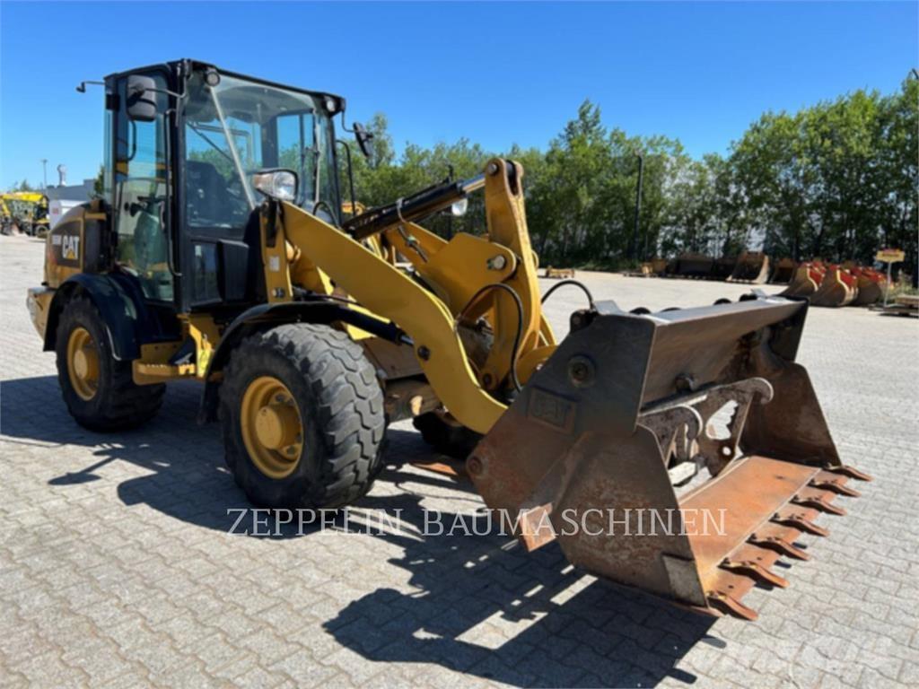 CAT 906M Pás carregadoras de rodas