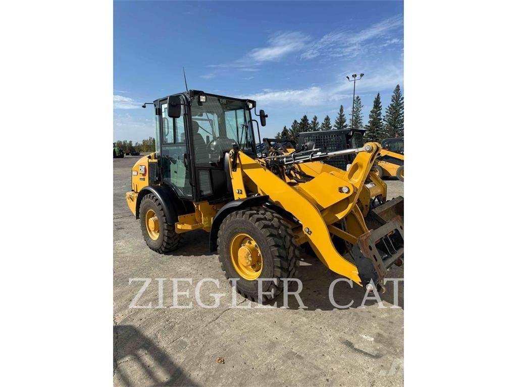 CAT 906M Pás carregadoras de rodas