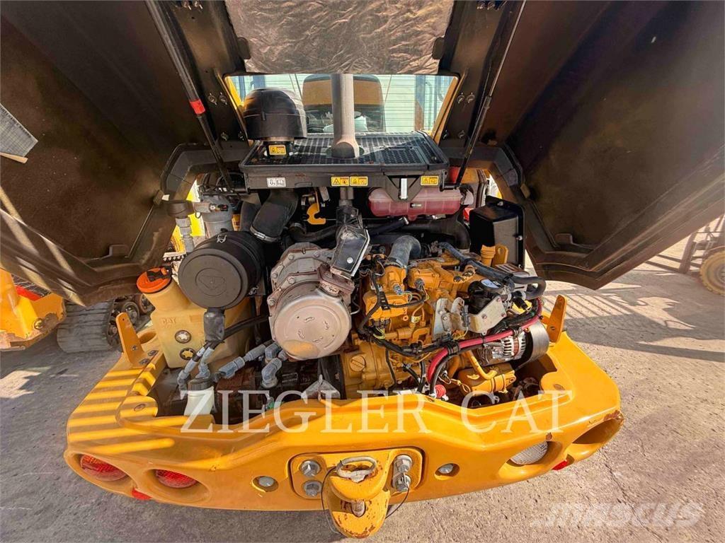CAT 906M Pás carregadoras de rodas