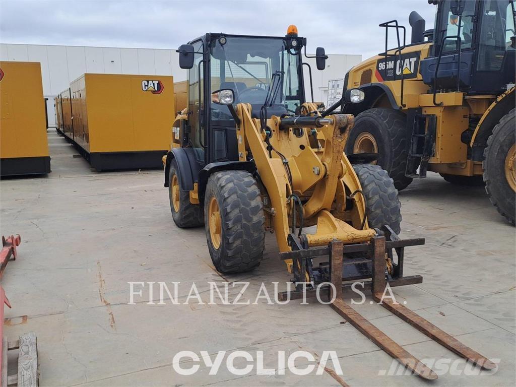 CAT 906M Pás carregadoras de rodas