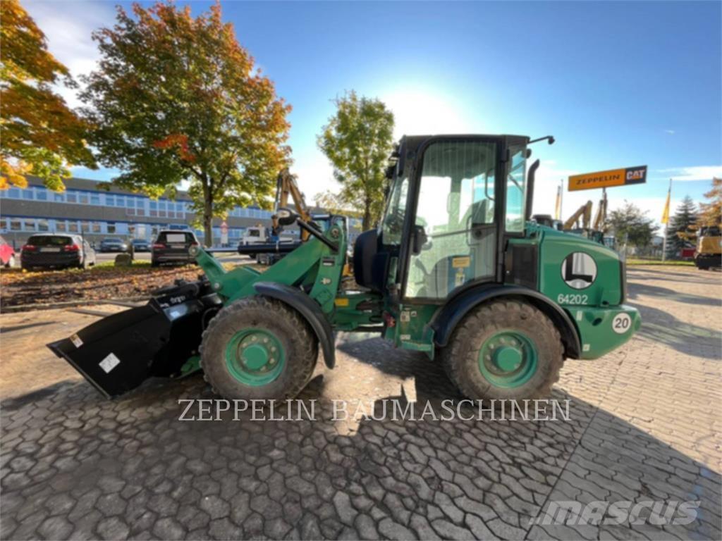 CAT 906M Pás carregadoras de rodas