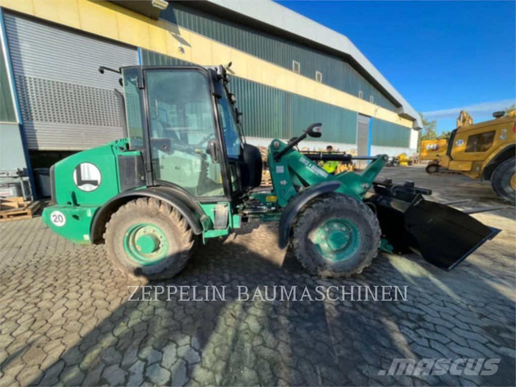 CAT 906M Pás carregadoras de rodas