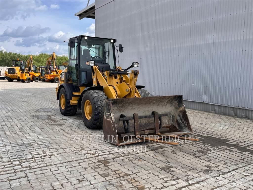 CAT 907M Pás carregadoras de rodas