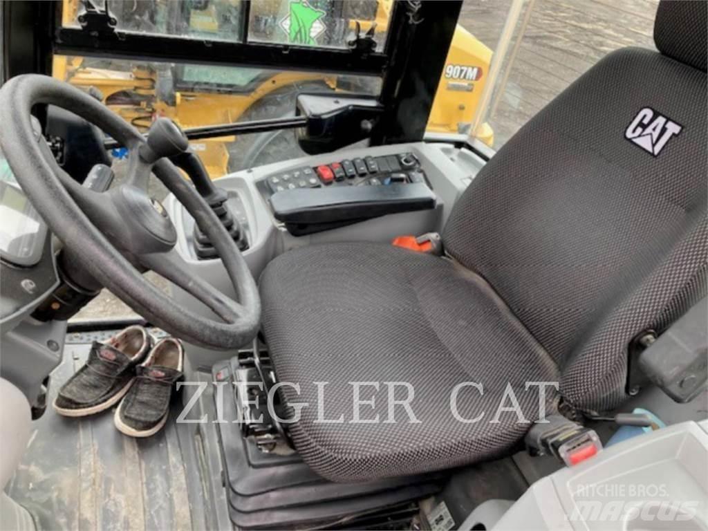 CAT 907M Pás carregadoras de rodas