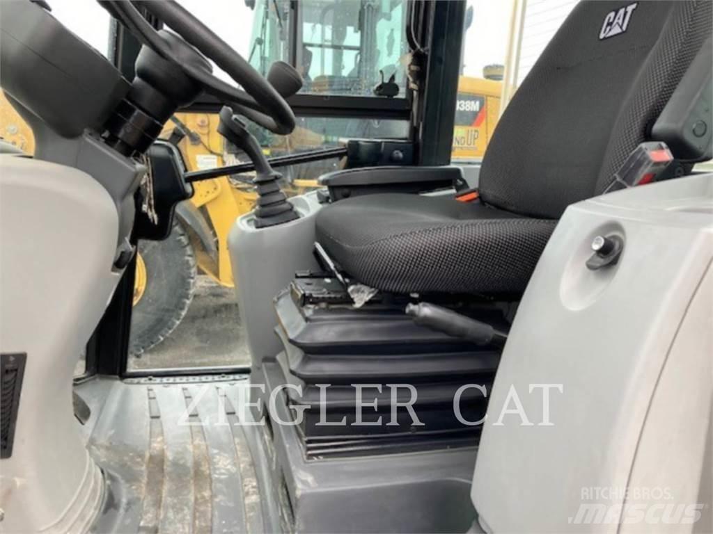 CAT 907M Pás carregadoras de rodas