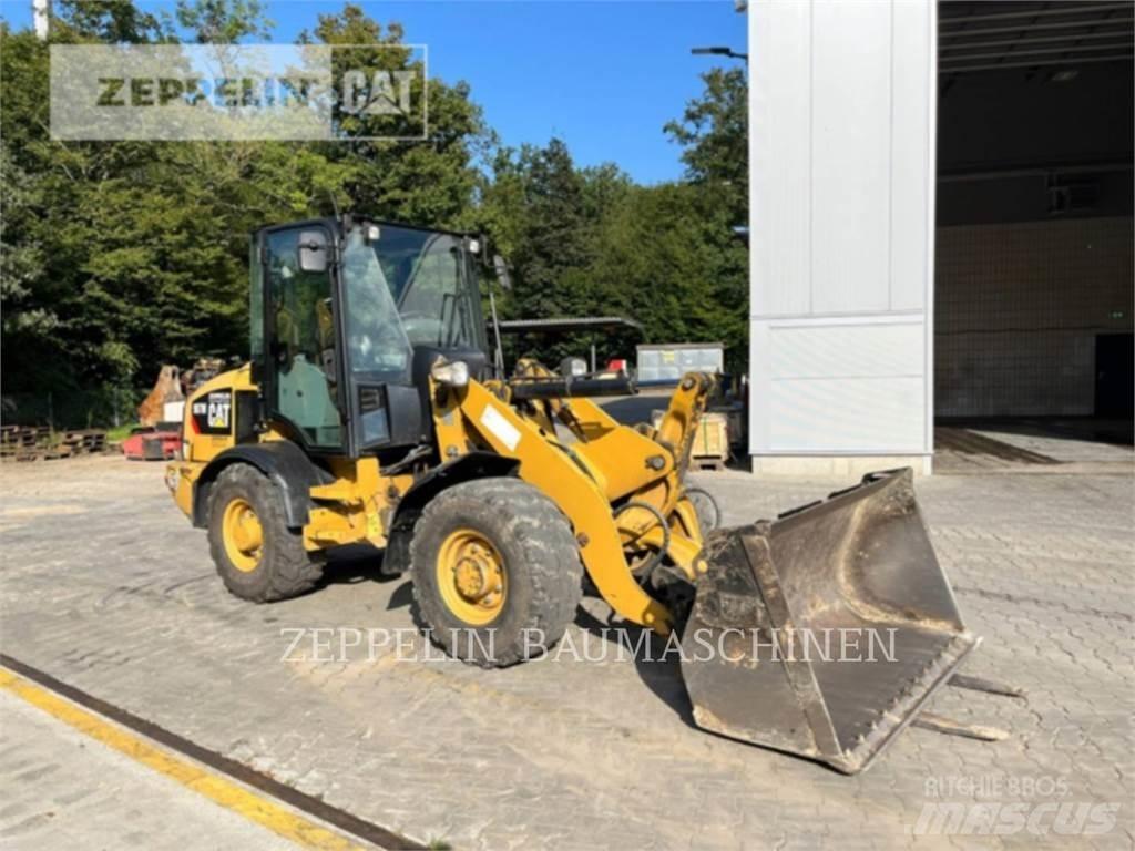 CAT 907M Pás carregadoras de rodas