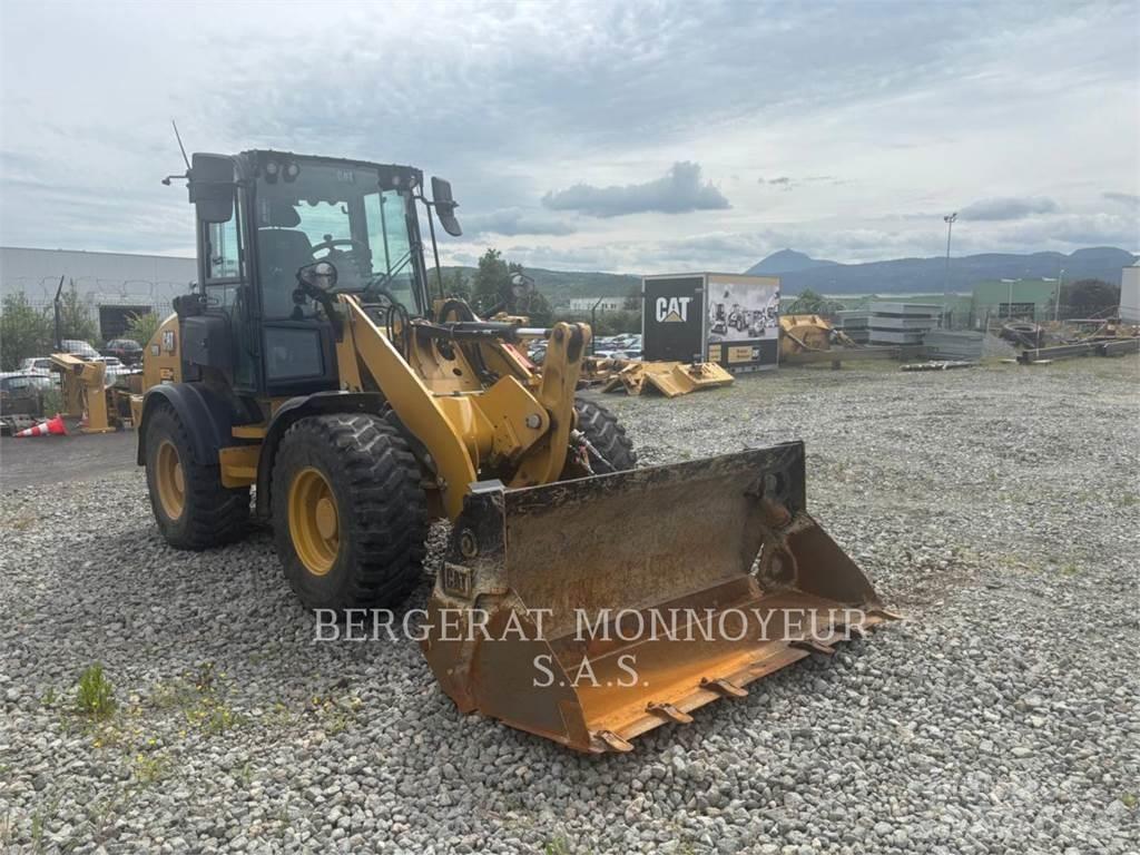 CAT 908 Pás carregadoras de rodas