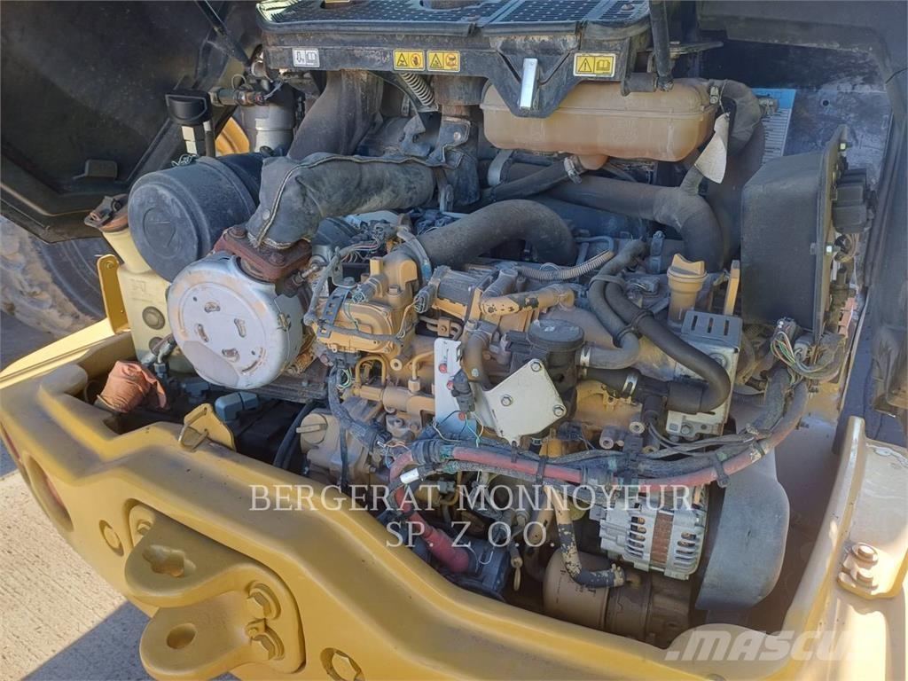 CAT 908M Pás carregadoras de rodas