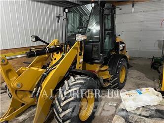 CAT 908M Mini carregadoras