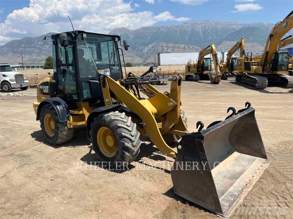 CAT 908M Pás carregadoras de rodas