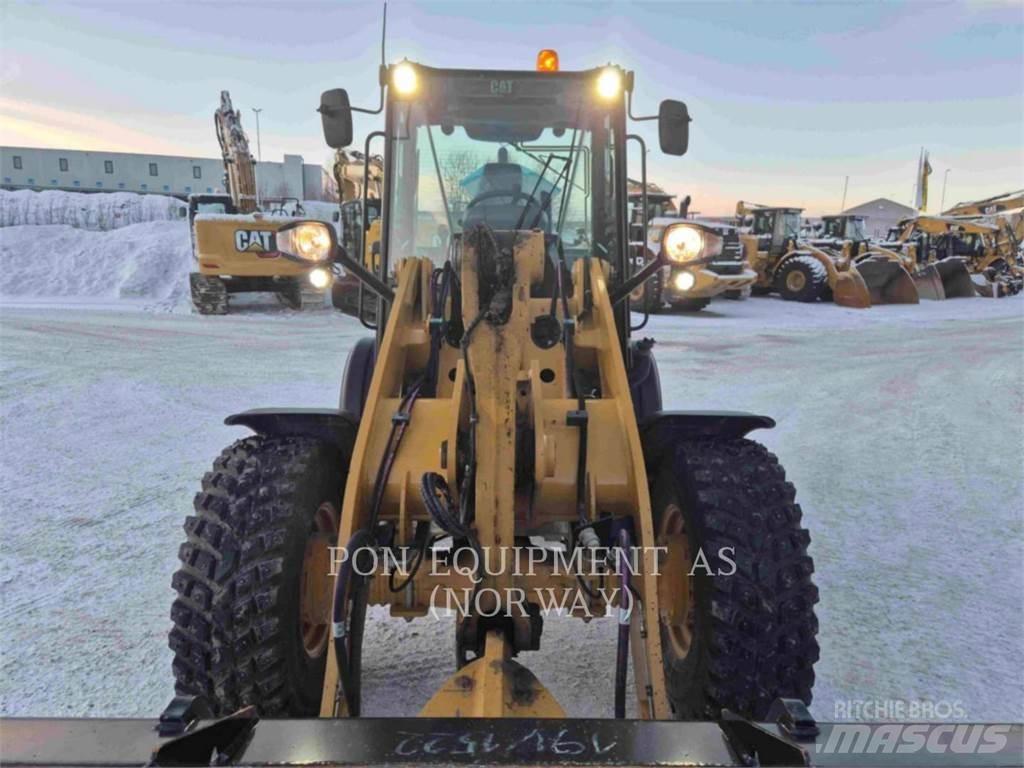 CAT 908M Pás carregadoras de rodas