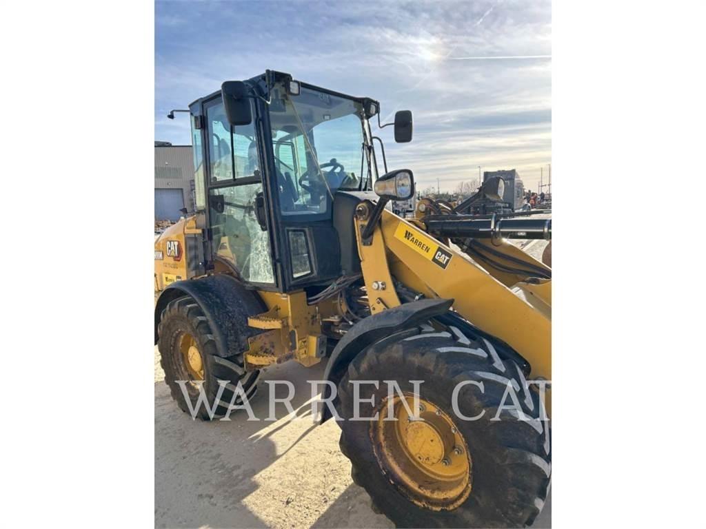 CAT 908M Pás carregadoras de rodas