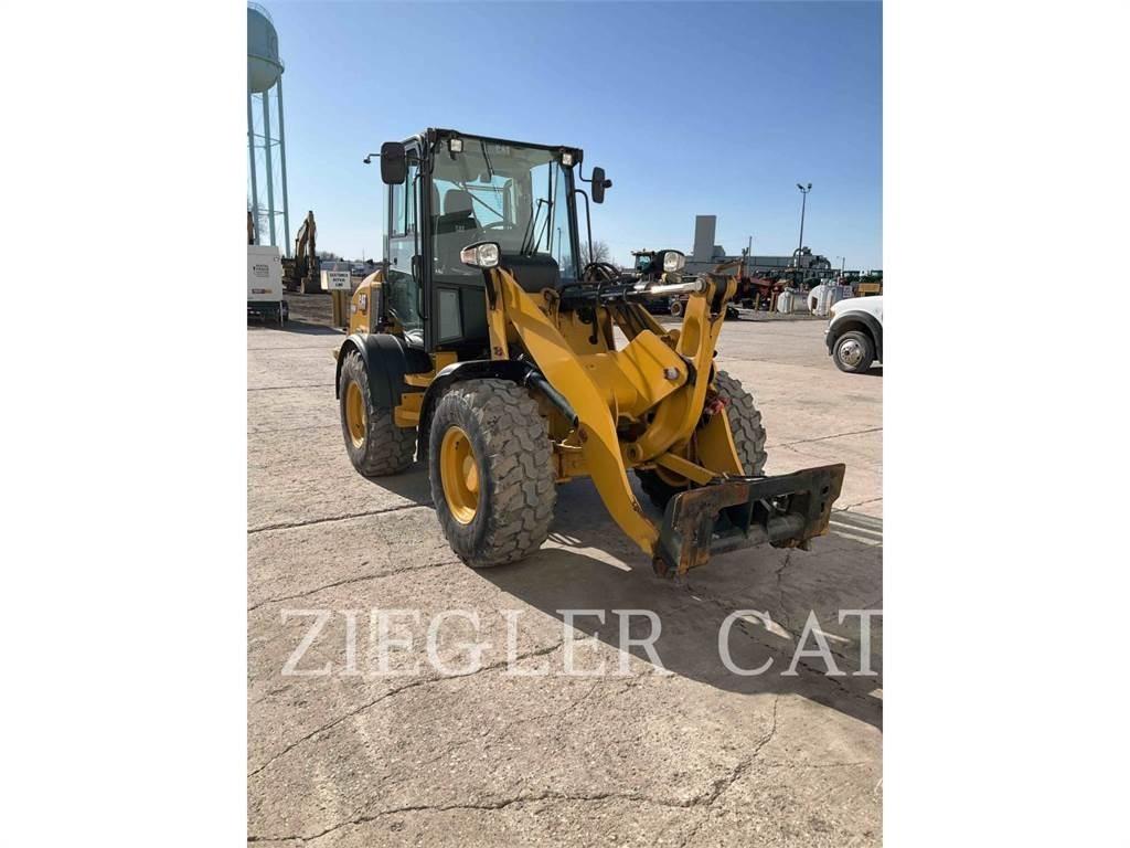 CAT 908M Pás carregadoras de rodas