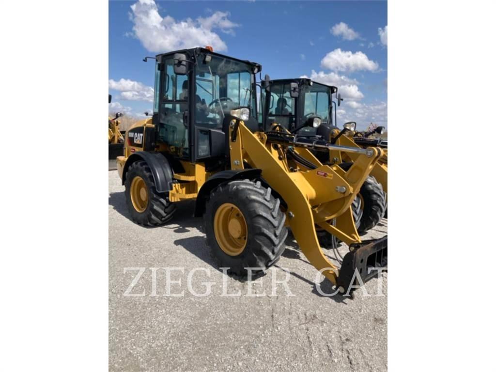 CAT 908M Pás carregadoras de rodas