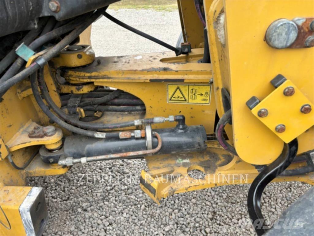 CAT 908M Pás carregadoras de rodas