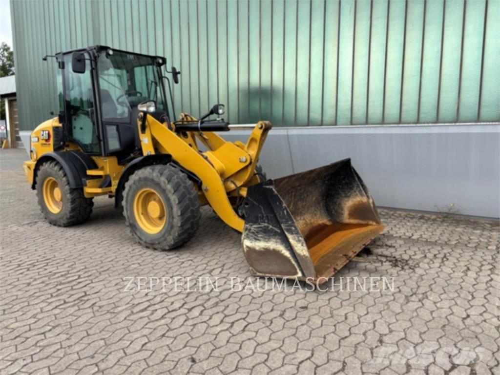 CAT 908M Pás carregadoras de rodas