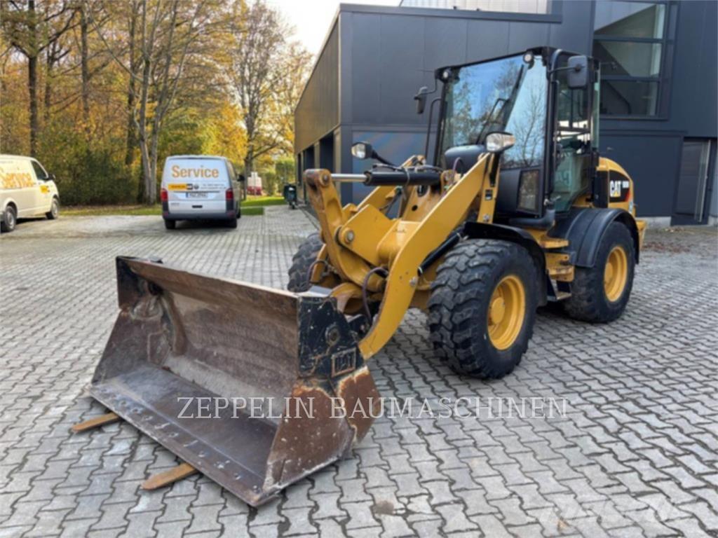 CAT 908M Pás carregadoras de rodas