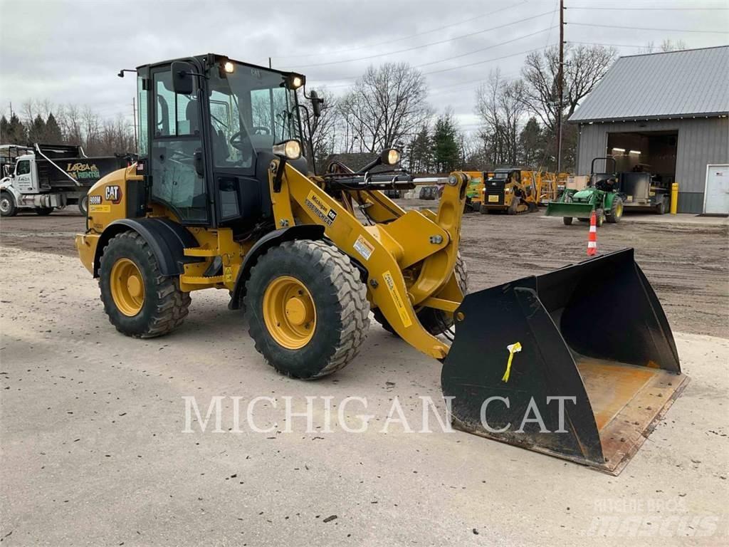 CAT 908M ARW Pás carregadoras de rodas