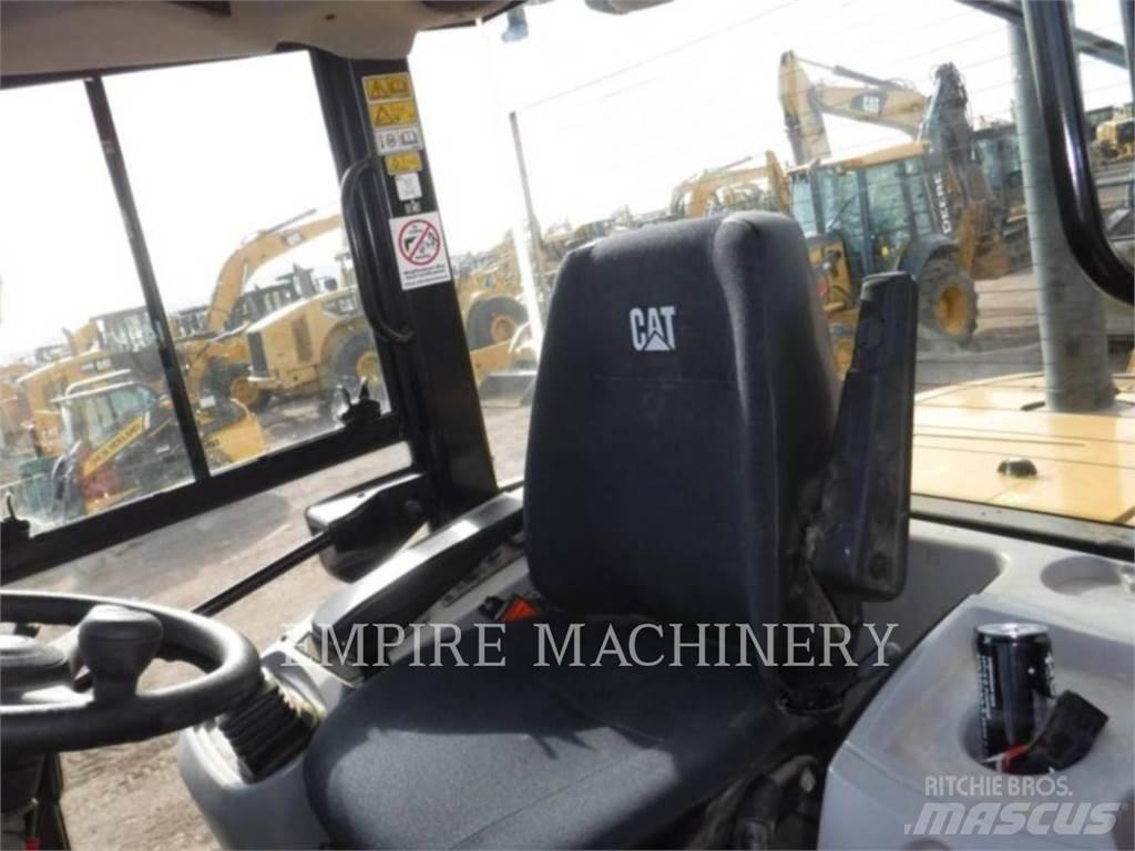 CAT 910-14 Pás carregadoras de rodas