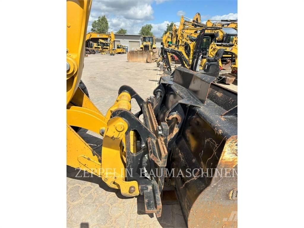 CAT 918M Pás carregadoras de rodas