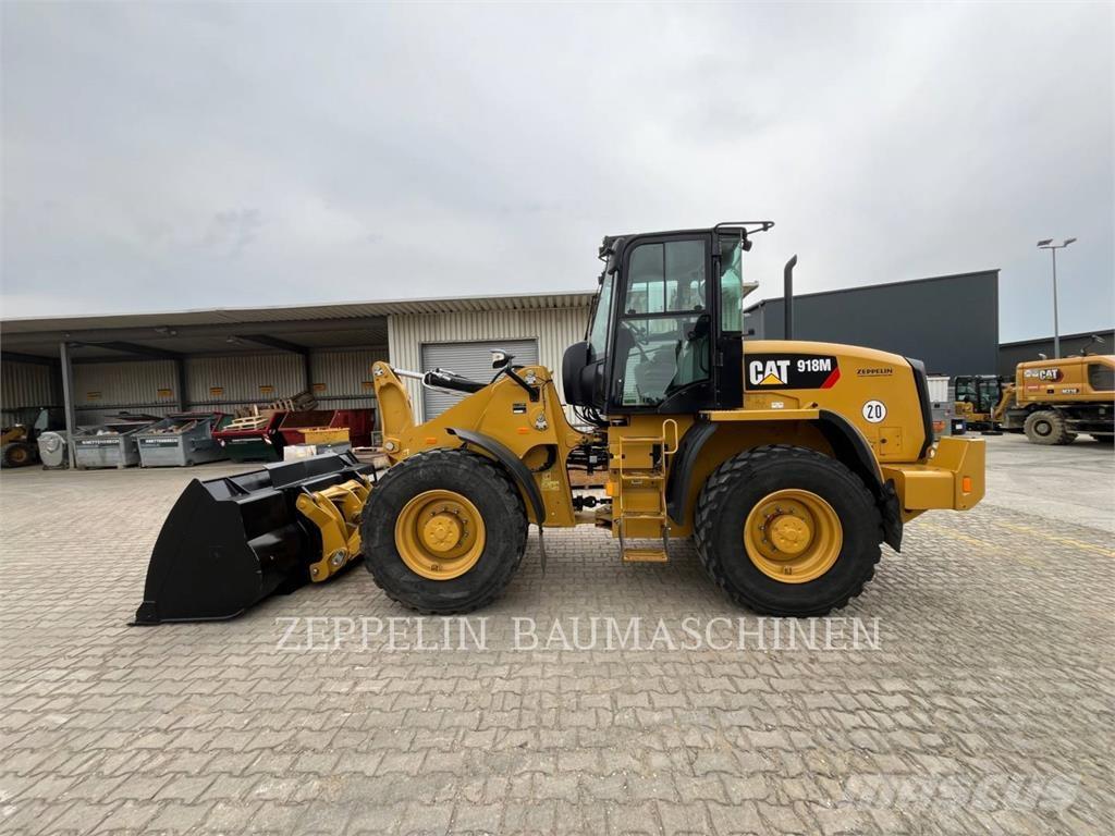CAT 918M Pás carregadoras de rodas