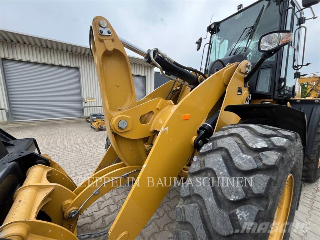 CAT 918M Pás carregadoras de rodas