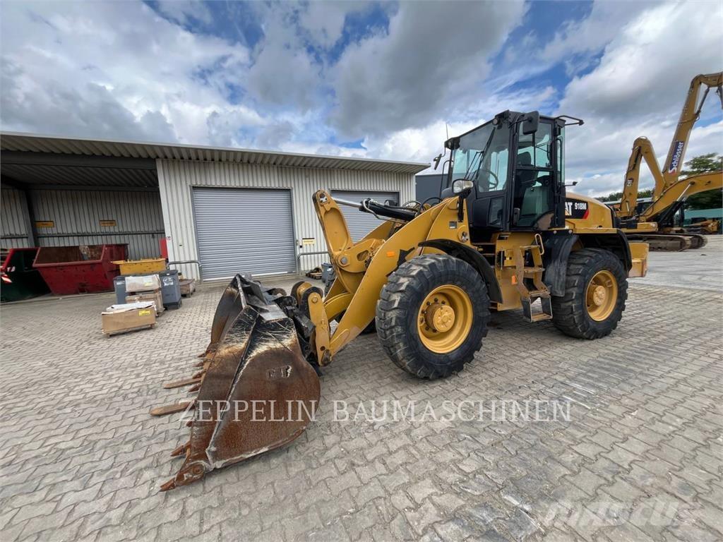 CAT 918M Pás carregadoras de rodas