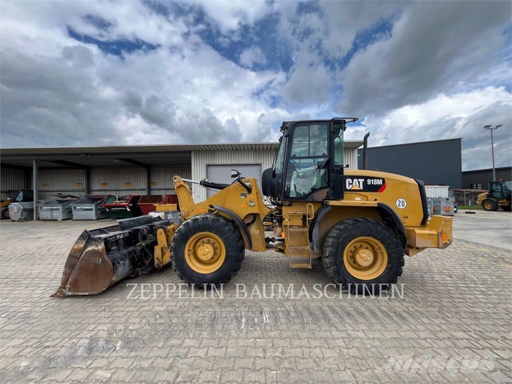CAT 918M Pás carregadoras de rodas