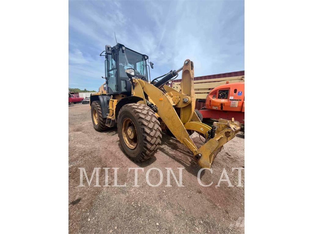 CAT 918M Pás carregadoras de rodas