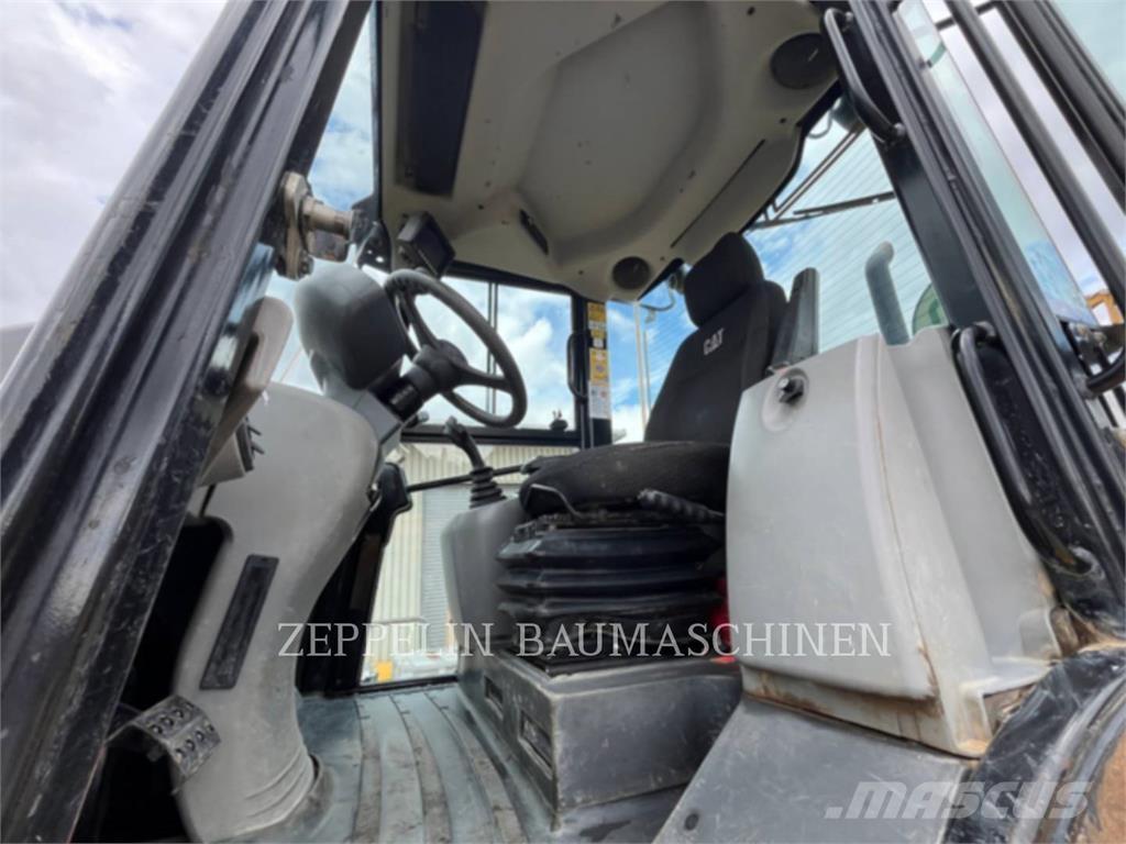 CAT 918M Pás carregadoras de rodas