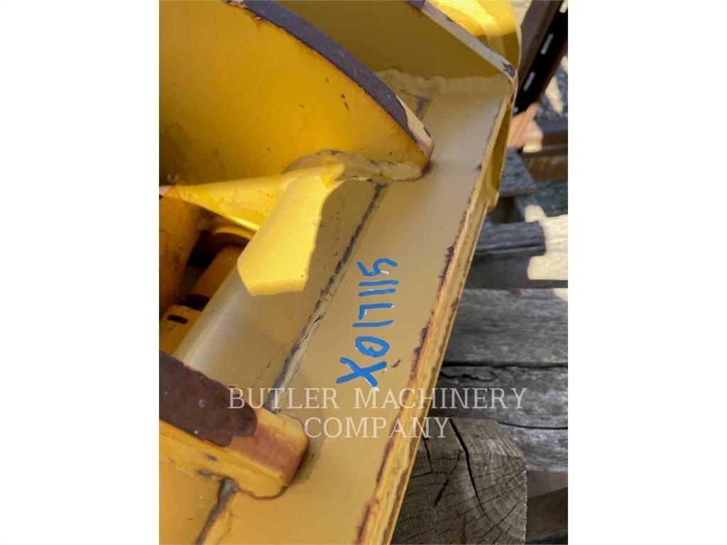 CAT 924HZ QUICK COUPLER Conectores