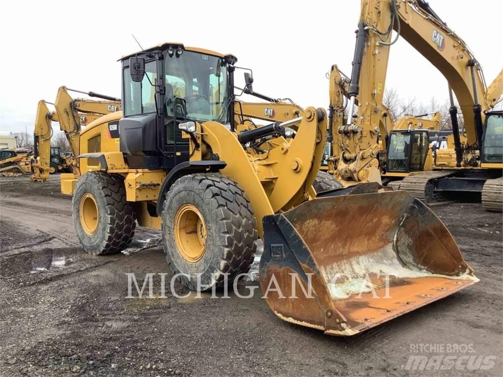 CAT 926M Pás carregadoras de rodas