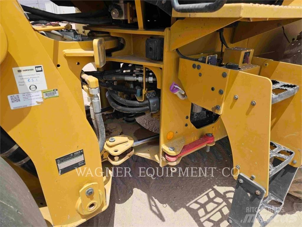 CAT 926M Pás carregadoras de rodas