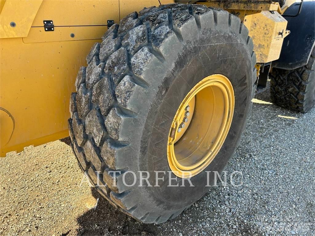CAT 926M Pás carregadoras de rodas