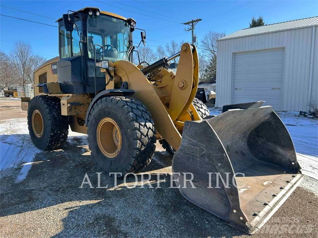 CAT 926M Pás carregadoras de rodas