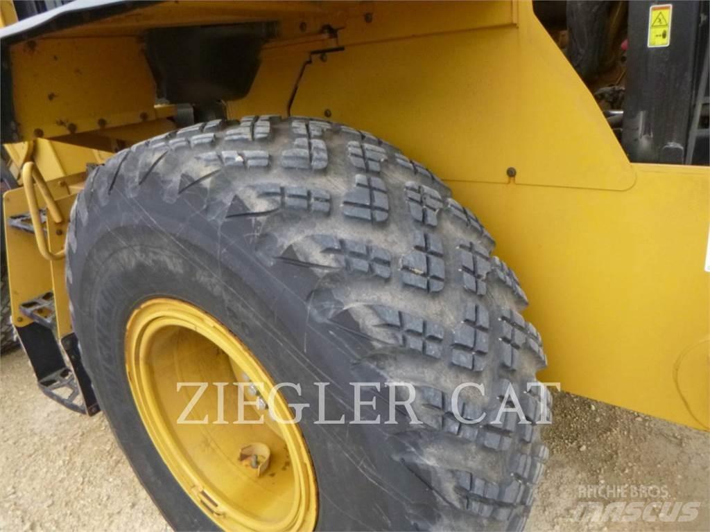 CAT 926M Pás carregadoras de rodas