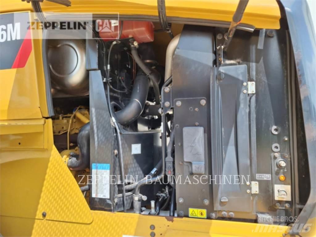 CAT 926M Pás carregadoras de rodas