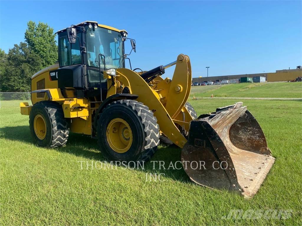 CAT 926M Pás carregadoras de rodas