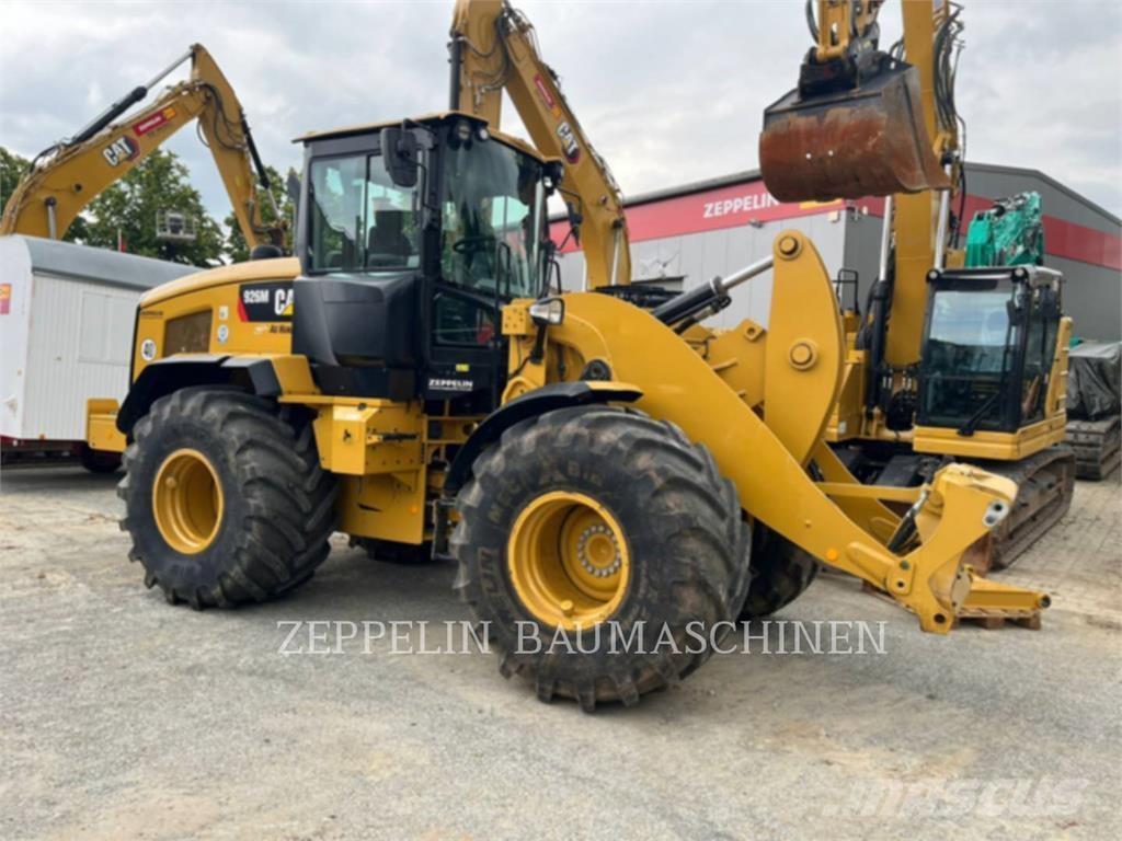 CAT 926M Pás carregadoras de rodas