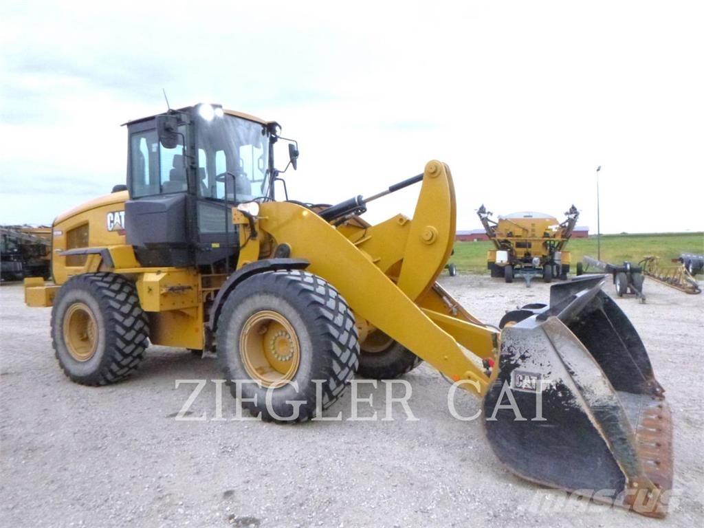 CAT 926M Pás carregadoras de rodas
