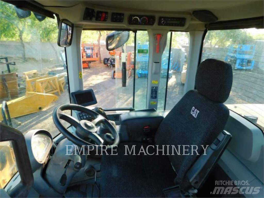 CAT 930M Pás carregadoras de rodas