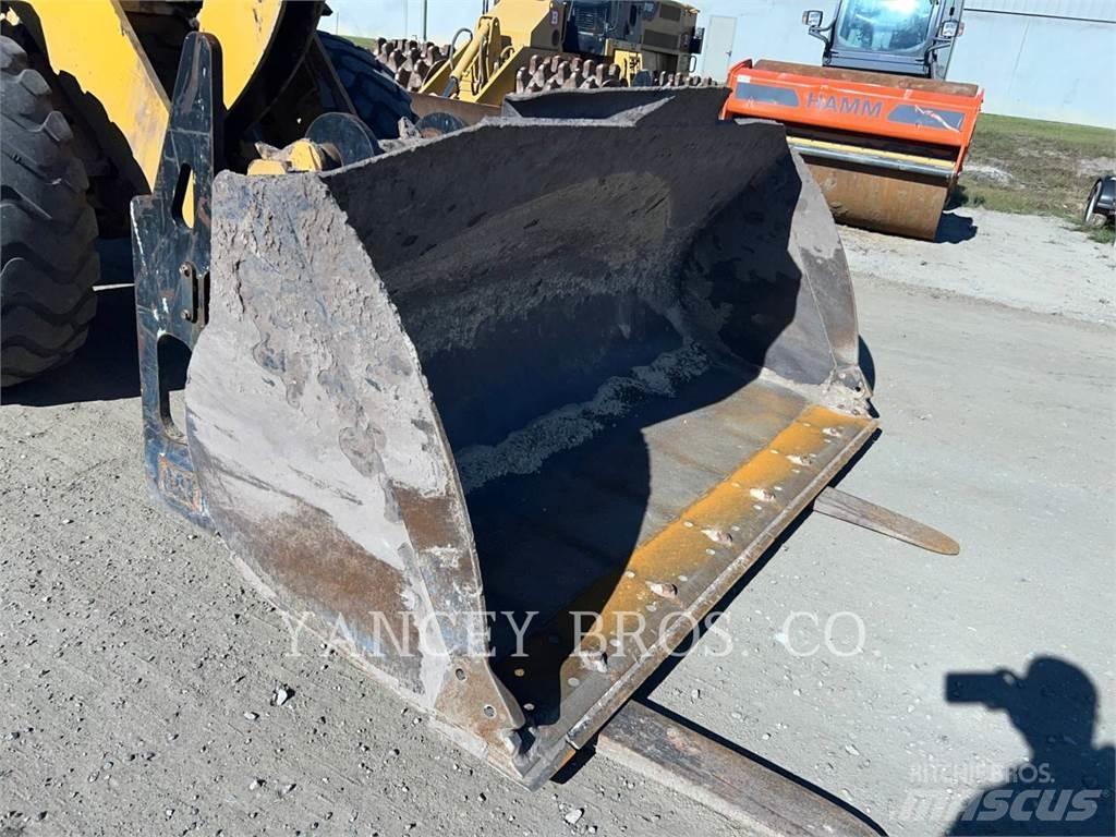 CAT 930M Pás carregadoras de rodas