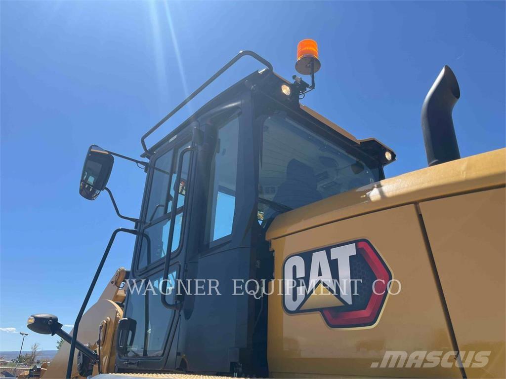 CAT 930M Pás carregadoras de rodas