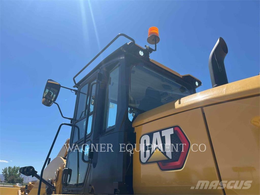 CAT 930M Pás carregadoras de rodas