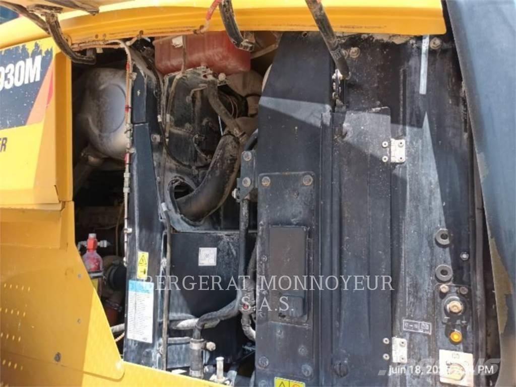 CAT 930M Pás carregadoras de rodas