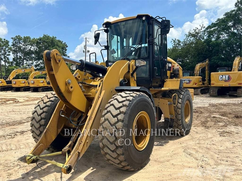 CAT 930M Pás carregadoras de rodas