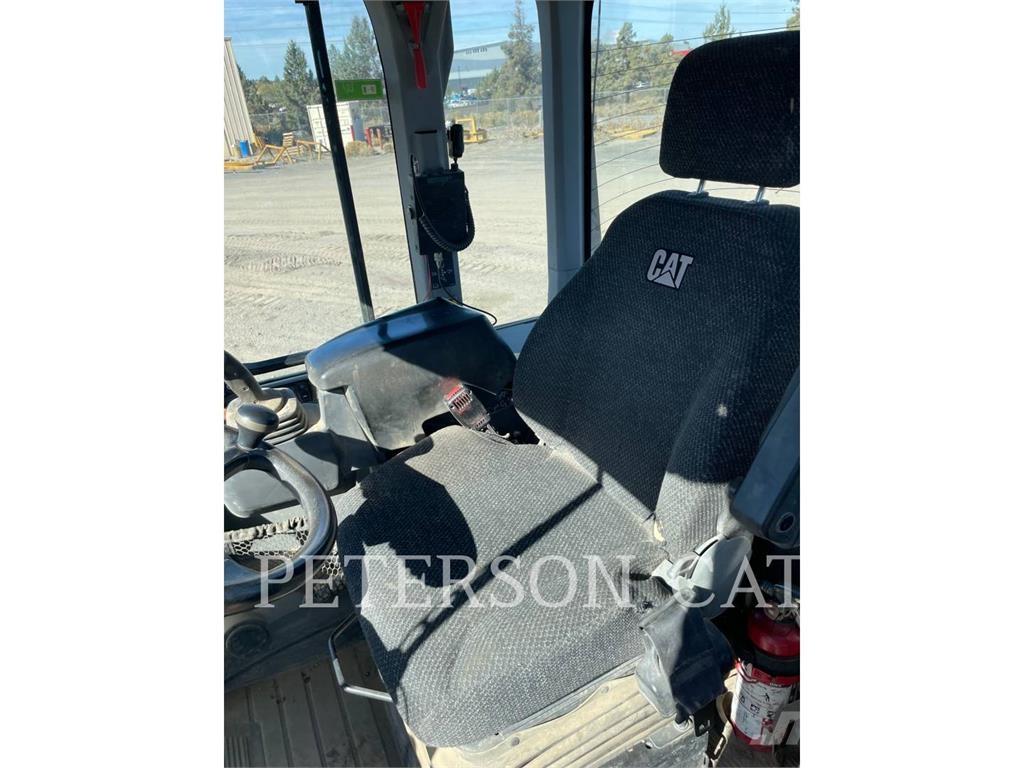 CAT 930M Pás carregadoras de rodas