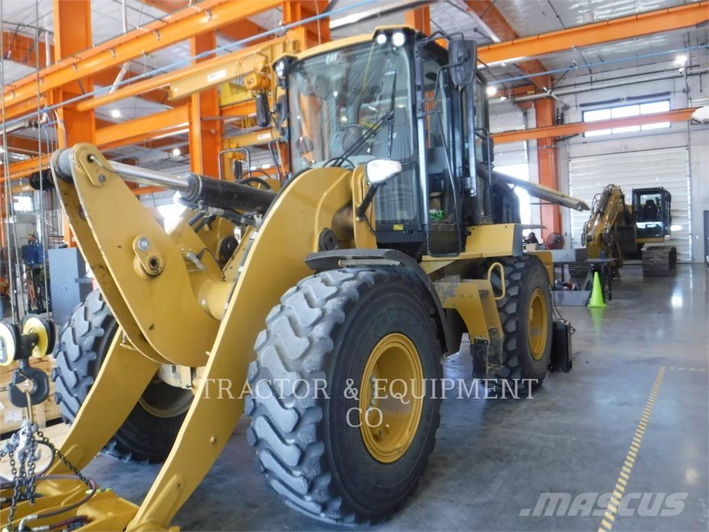 CAT 930M Pás carregadoras de rodas