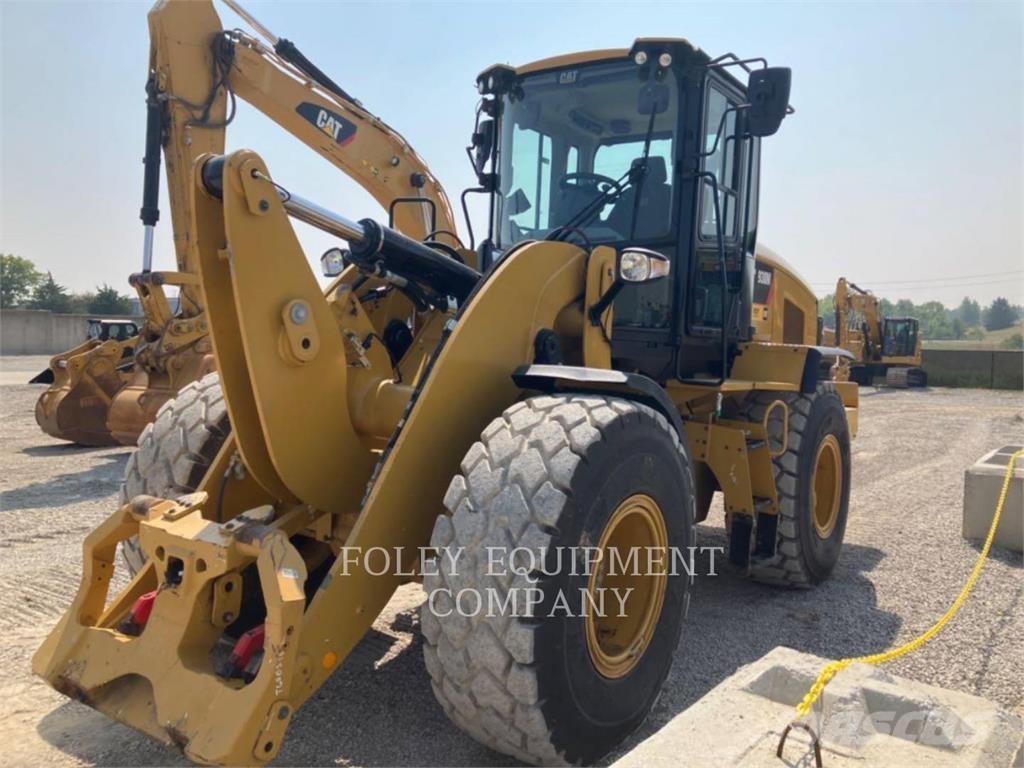 CAT 930M Pás carregadoras de rodas